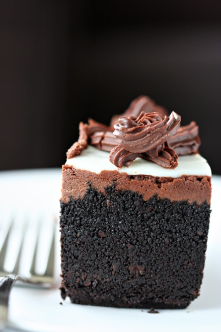 Dutch Chocolate-Mint Cheesecake  |  Amandeleine