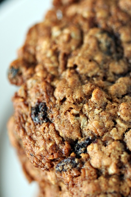 Bouchon Bakery's Oatmeal Raisin Cookies  |  Amandeleine