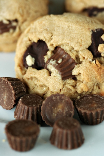 Reese's Peanut Butter Cookie  |  Amandeleine
